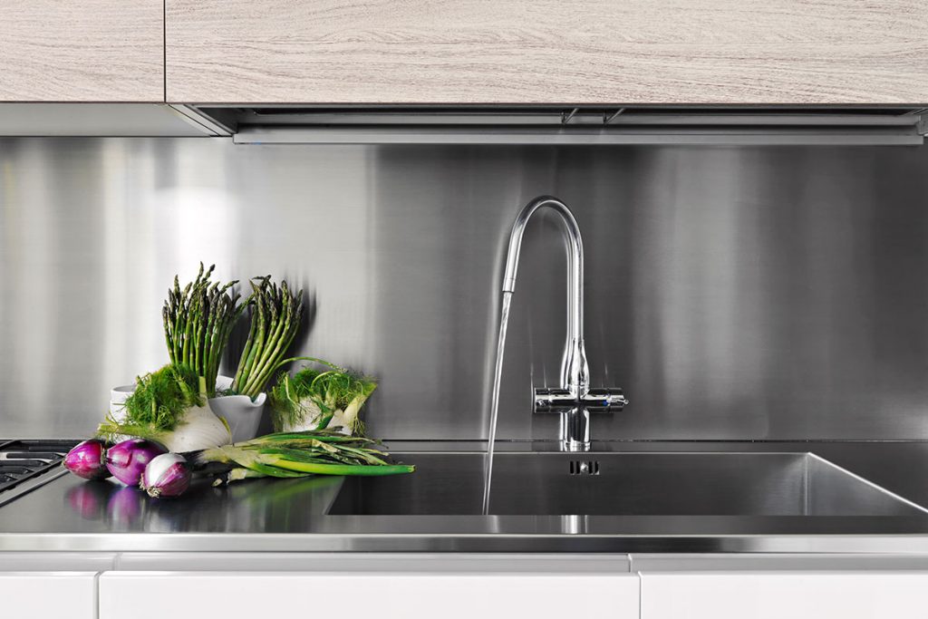 How to position spotlights in the kitchen? Kitchen Lighting